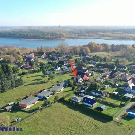 公寓 Zum Faehrmann 2 Whg 3 Im Og In 18356 Pruchten