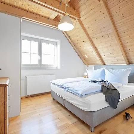 Apartment Zum Fährmann 2 Whg 3 Im Og In 18356