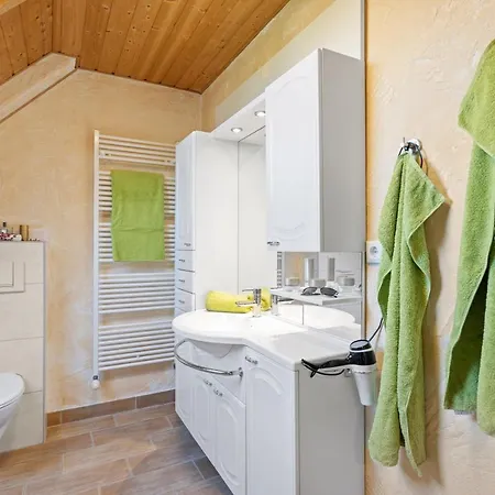 公寓 Zum Faehrmann 2 Whg 3 Im Og In 18356