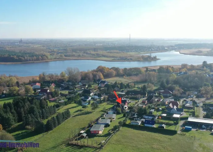 Lejlighed Zum Faehrmann 2 Whg 3 Im Og In 18356 *