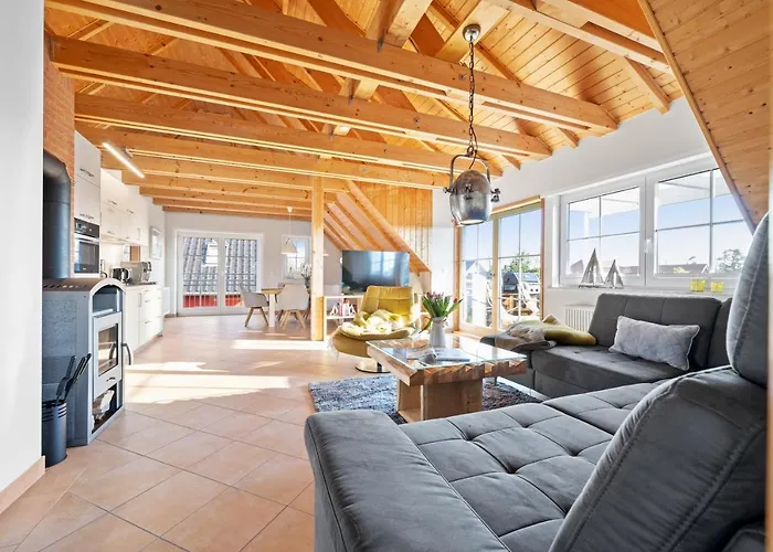 Zum Faehrmann 2 Whg 3 Im Og In 18356 *