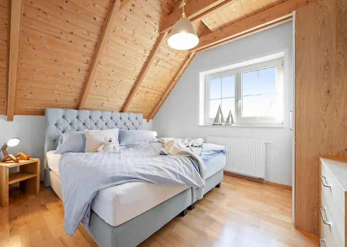 Zum Faehrmann 2 Whg 3 Im Og In 18356 Lejlighed *